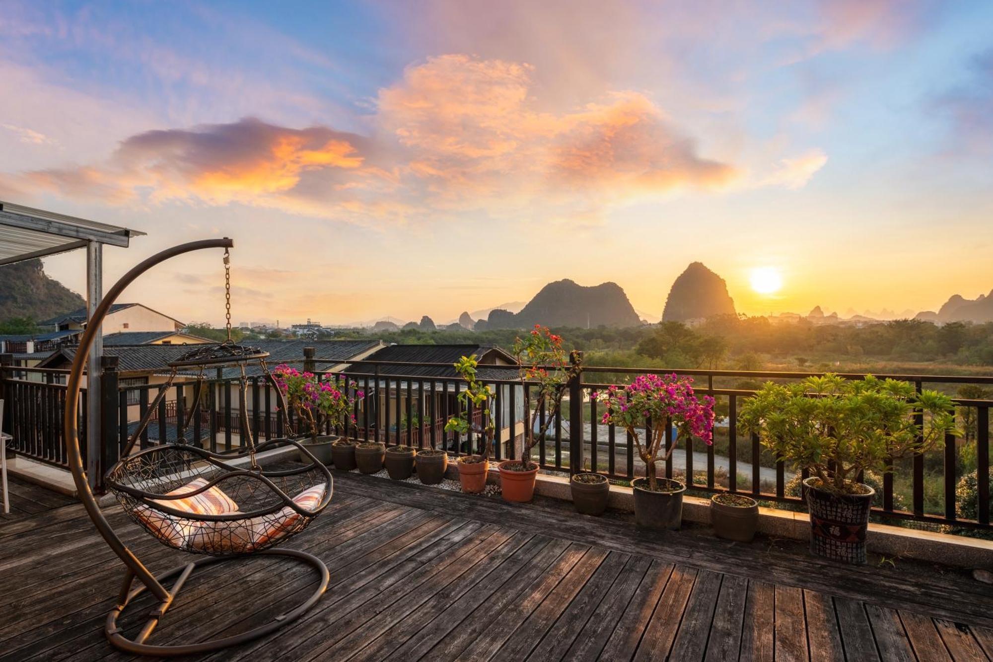 Guilin Village Creek Inn-Free Private Car Pick Up Station Stay 3 Nights Exterior photo
