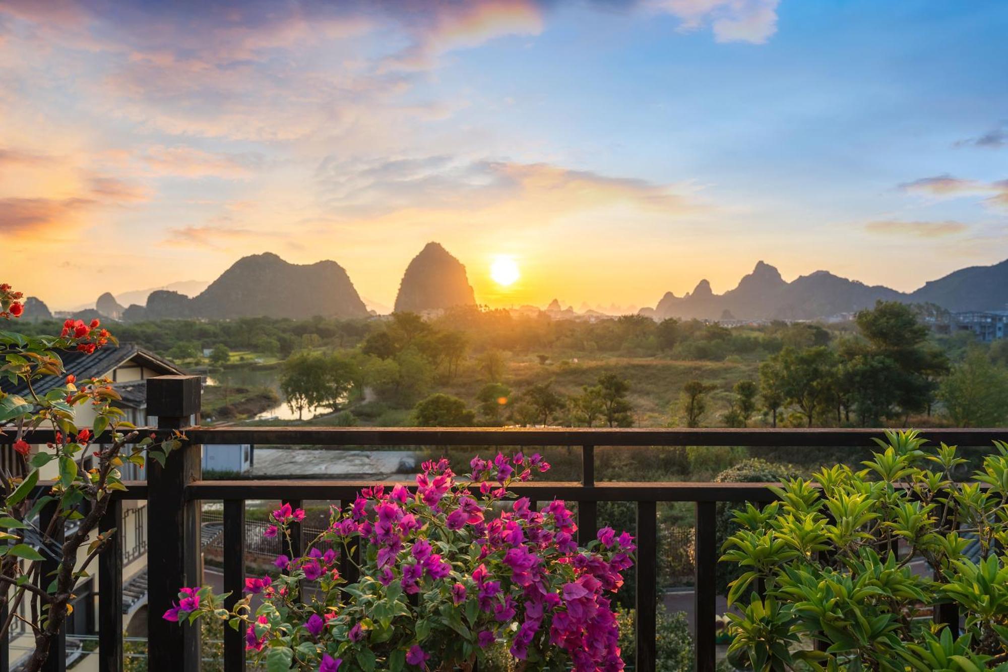 Guilin Village Creek Inn-Free Private Car Pick Up Station Stay 3 Nights Exterior photo